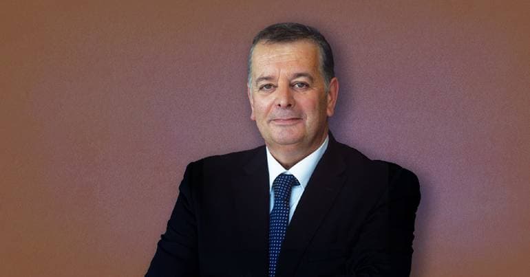 Guerra é "um tigre que corre desenfreadamente"