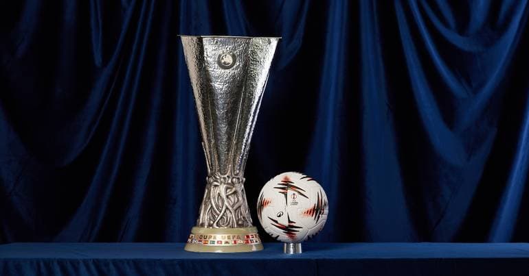 A "fava" ficou para os dragões: FC Porto defronta Estugarda