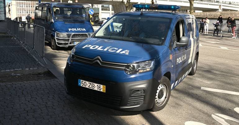 PSP Arrests Drug Trafficking Suspect in Bairro do Cerco, Portugal