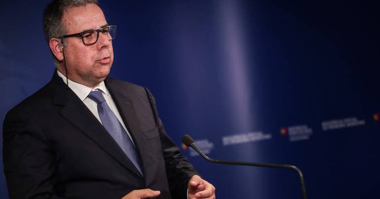 Closure of Barreiro Obstetrics Emergency Ward Criticized as Strategic Error