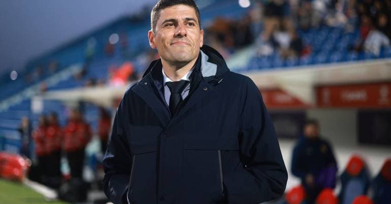 Neto quer Portugal a "lembrar-se do passado"