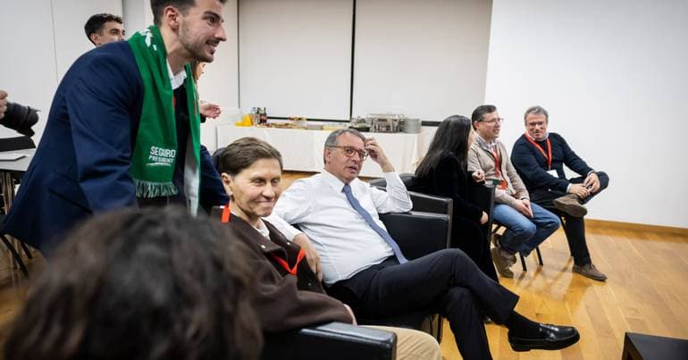 Portugal's President-Elect Aims for Independent Civil House