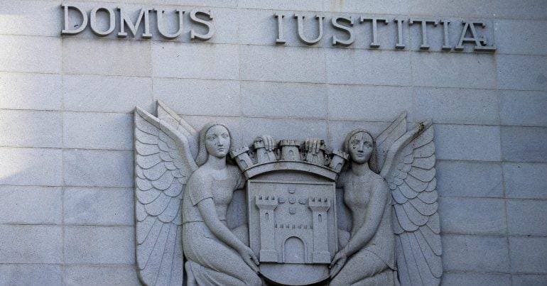 Woman Sentenced to Prison for Fraud and Falsification in Portalegre