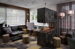 Icelandic Hotel Attracts Luxury Crowd