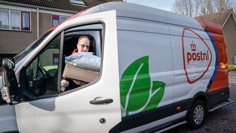 PostNL Reports Loss Despite December Package Growth