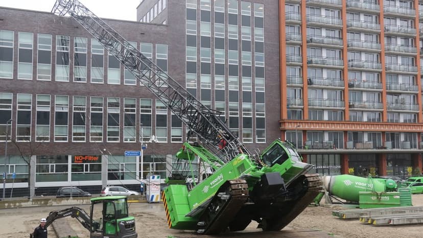 Construction Crane Falls on Rotterdam Building