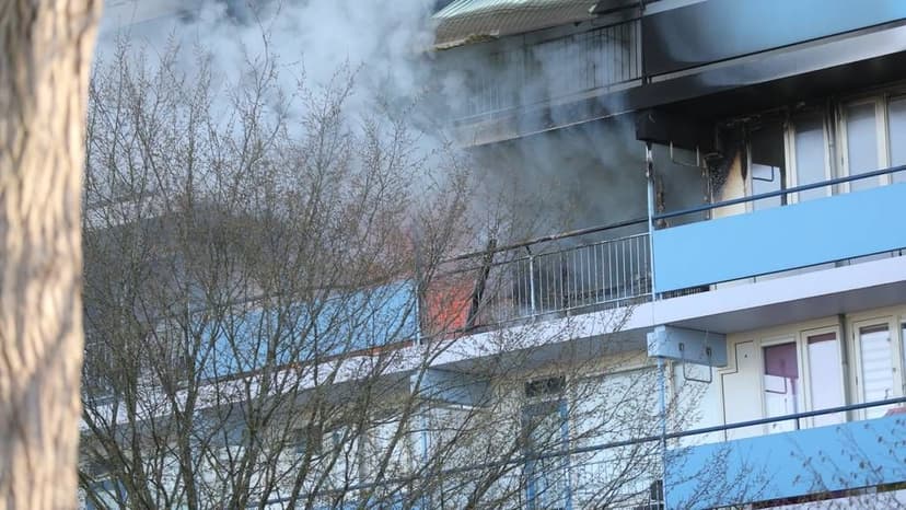 Large Fire Breaks Out in Bergen op Zoom Apartment Building