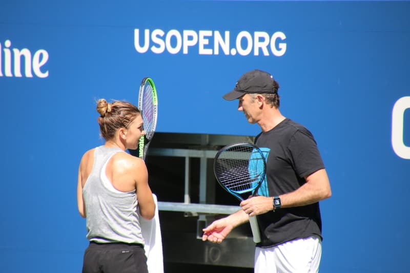 Simona Halep’s former coach Darren Cahill to be special guest at her retirement event in Romania