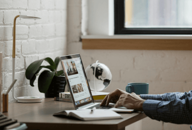 Founders Reflect on Early Company Setup Decisions