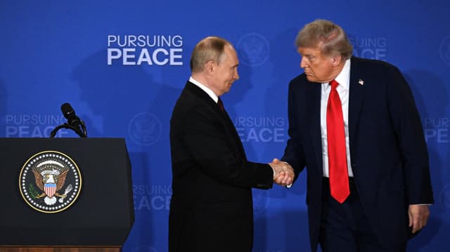 Russia Offers $12 Trillion Package to US for Sanctions Lift and Peace in Ukraine