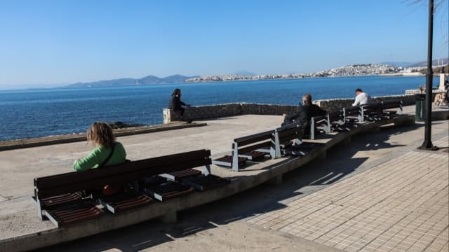 Weather: Mild first ten days of March with temperatures above normal levels