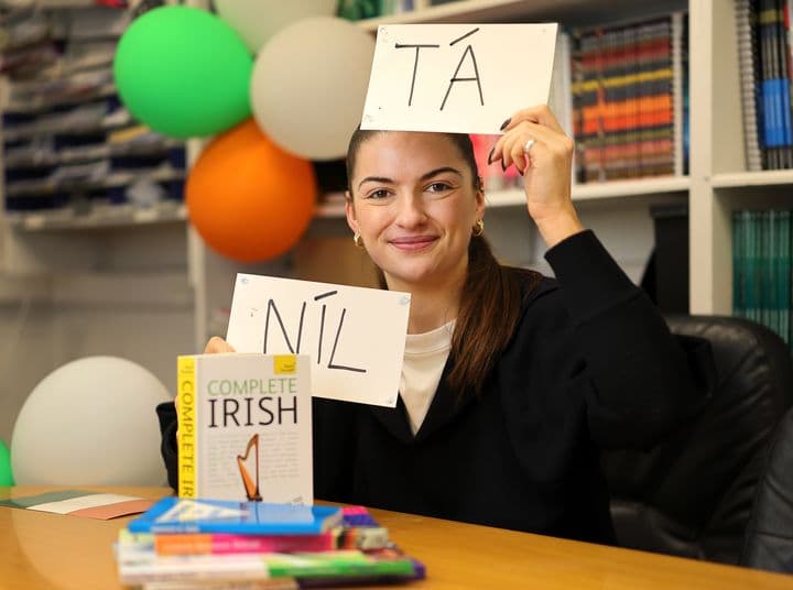 Chloë finds a hobby: My Gaeilge classmate laughs at me as I start throwing in English words
