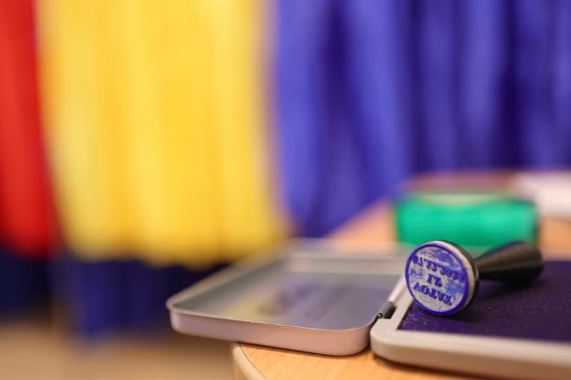 Bucharest Local Election Poll Shows Tight Race Among Top Four Parties