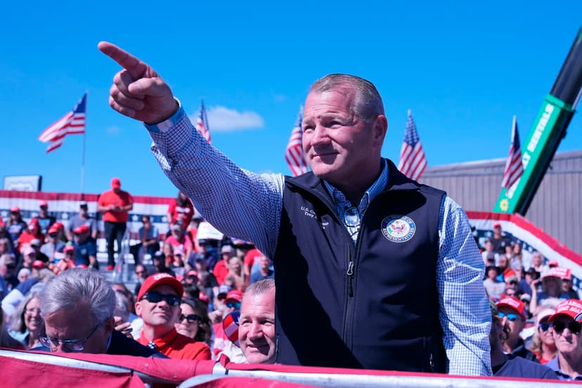 US Congressman Considers Letting Twin Brother Take His Seat