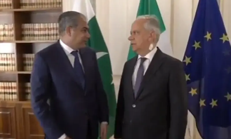 Italy to issue 10,500 work visas for Pakistanis