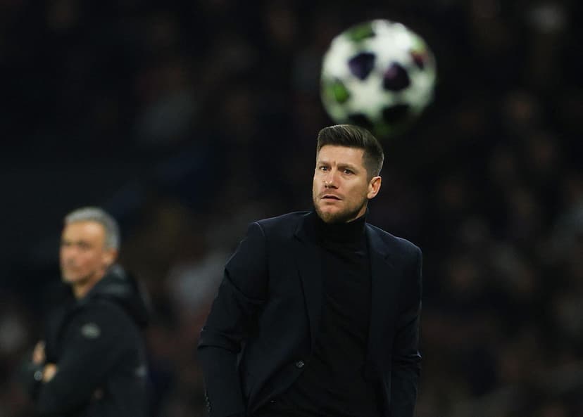 «Je ressens de la colère» : Pocognoli ne comprend pas le carton rouge de Monaco…, «tournant du match» face au PSG