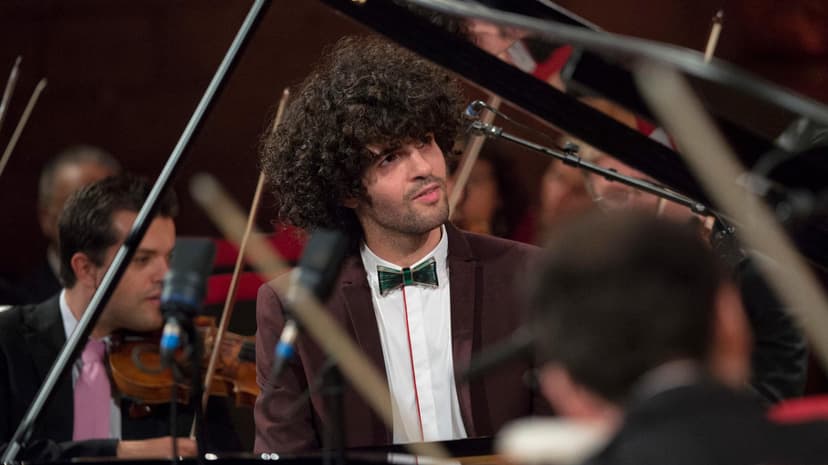 French pianist Simon Ghraichy's career disrupted by disclosure of past ties to Jeffrey Epstein