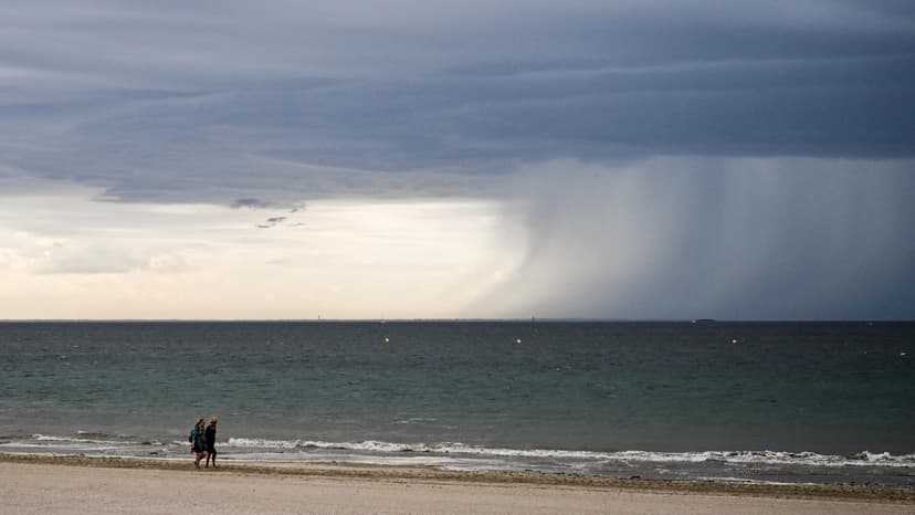 Teenager Missing Off the Coast of Guérande, France