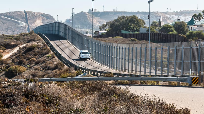 «La police fouille davantage pour chercher de la drogue ou des migrants» : entre le Mexique et les États-Unis, une frontière sous haute sécurité