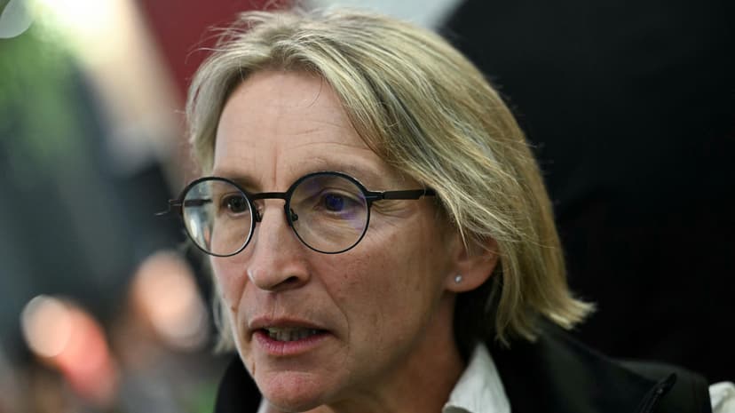 French Rural Coordination Union Faces Internal Tensions After Leader's Resignation