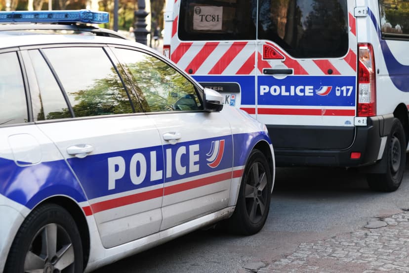 Police Officer Injured in Hauts-de-Seine During Stolen Car Pursuit