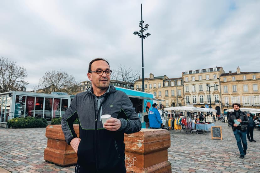 Political Commentary on Municipal Election Divisions in France