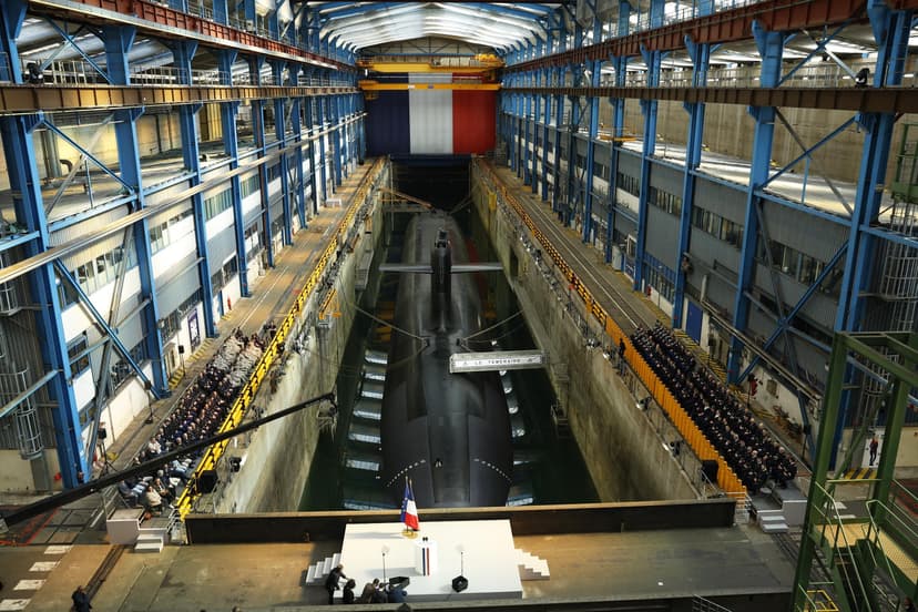 Report on French Nuclear Submarine Base in Île Longue