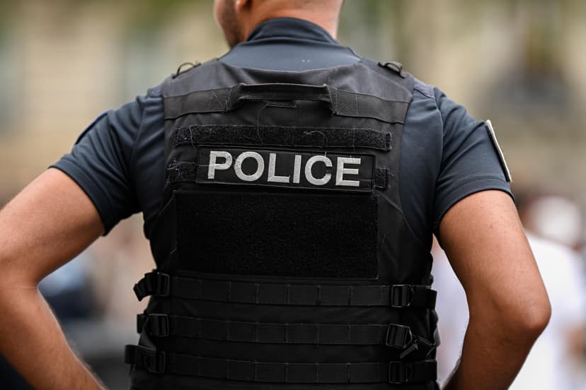 La Rochelle: A Middle Schooler Stabs a Classmate Twice on School Grounds