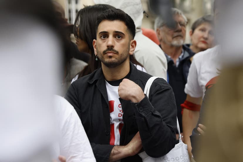 French Activist Lyes Louffok Cyberharassed, Breaks with LFI