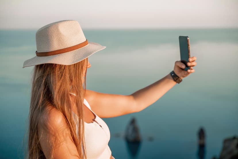 Daughter's TikTok Use on Vacation Leads to 48,000 Euro Phone Bill for Father
