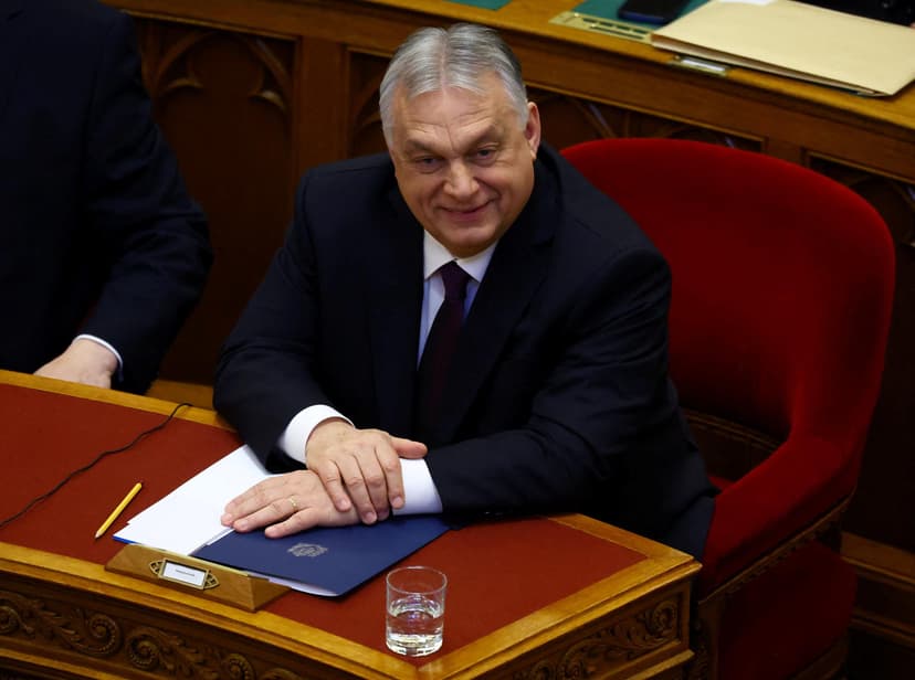 Orban Claims to Know Ukraine's Plan, Issued Order to Army