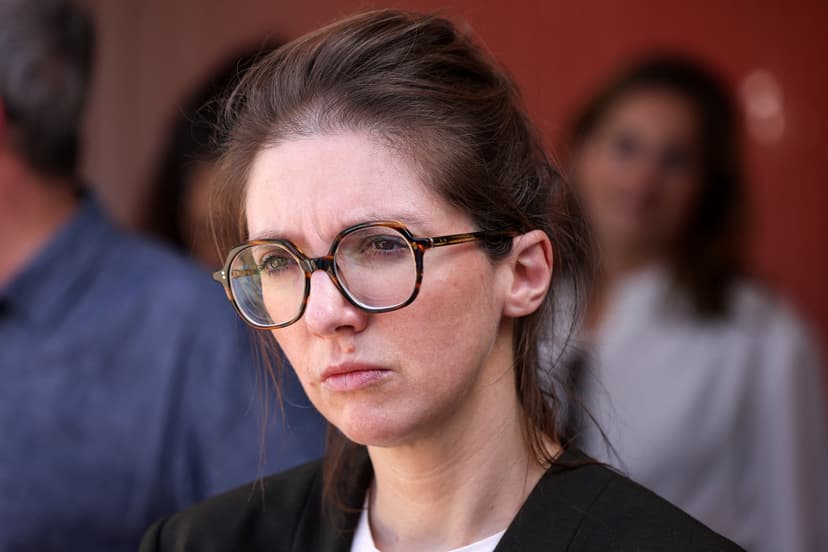 Aurore Bergé Urges Left to Break with LFI, RN to Block Them in Municipal Elections