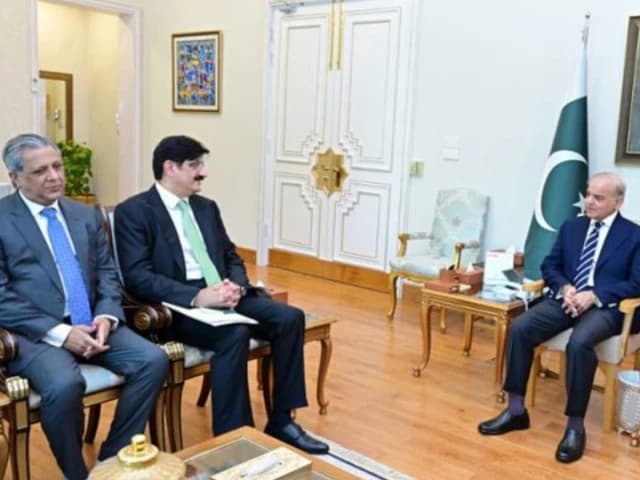 PM Shehbaz assures full support for Sindh projects amid Karachi political tensions