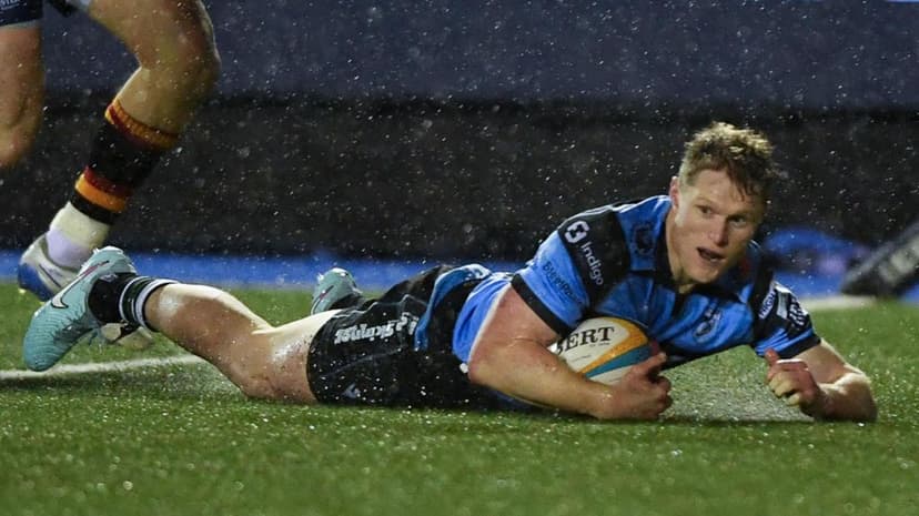 Cardiff edge out Leinster to boost play-off hopes