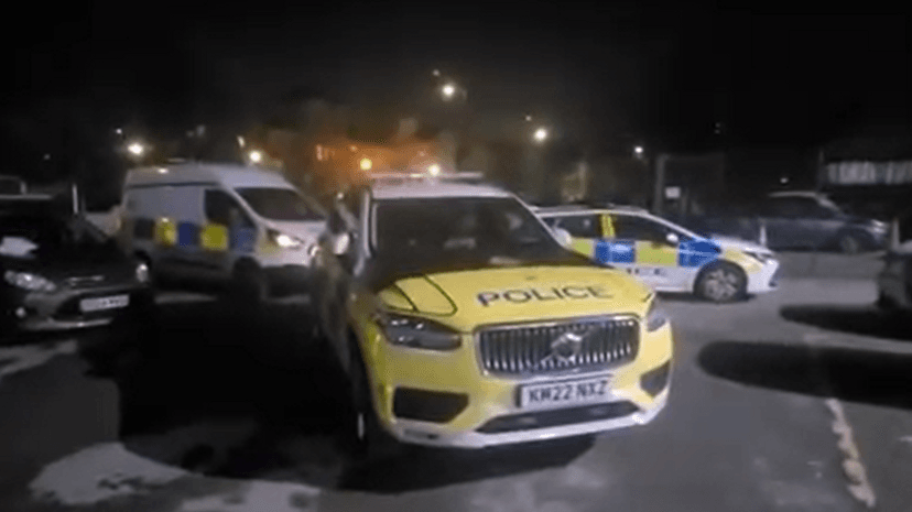 Man arrested for allegedly carrying axe into Manchester mosque