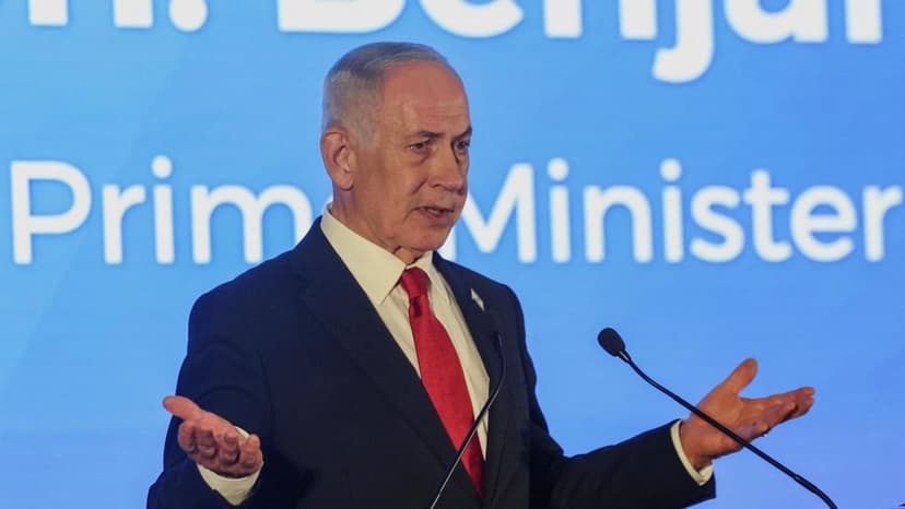 Netanyahu Urges Iran to Abandon Enriched Uranium Ahead of US Talks