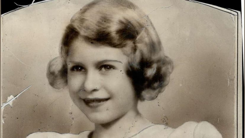 Young Queen Elizabeth II's Letter to be Auctioned