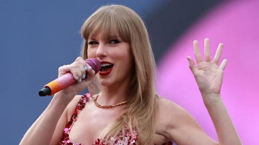 Bedding Firm Drops 'Swift Home' Trademark After Taylor Swift's Legal Challenge