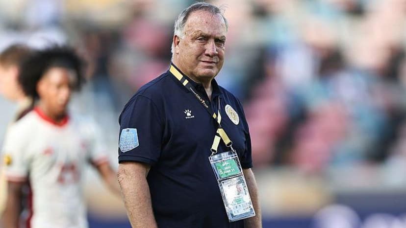 Dick Advocaat Resigns as Curaçao National Team Coach