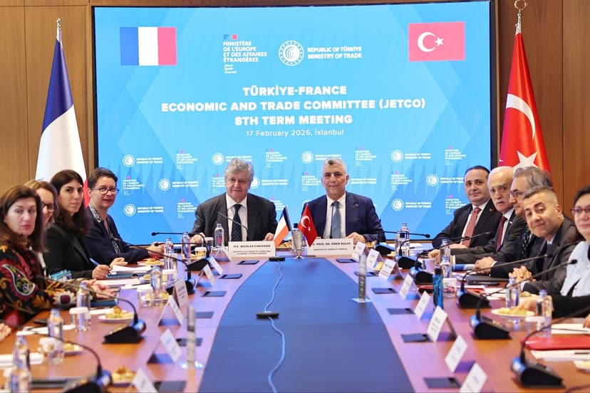 Türkiye and France Discuss Expanding Cooperation in Contracting, Energy, and Defense