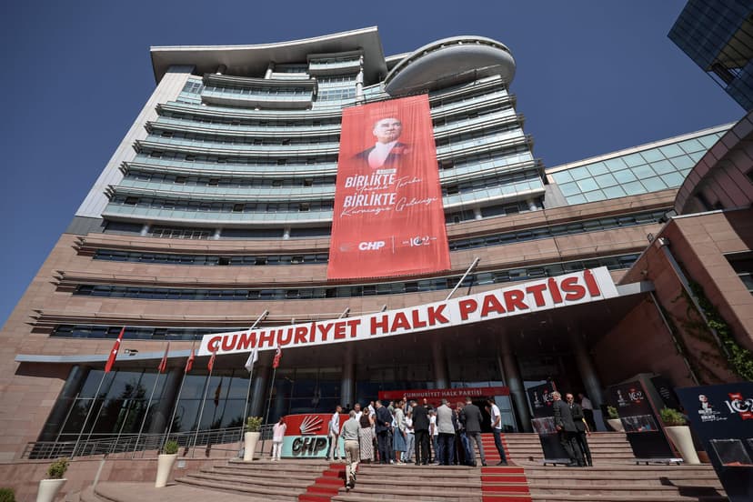 Allegations of Vote-Buying in Turkish Opposition Party Election