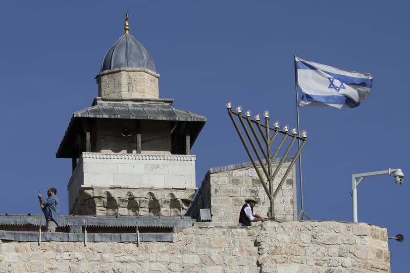 Palestine marks 32 years of settler massacre at Ibrahimi Mosque
