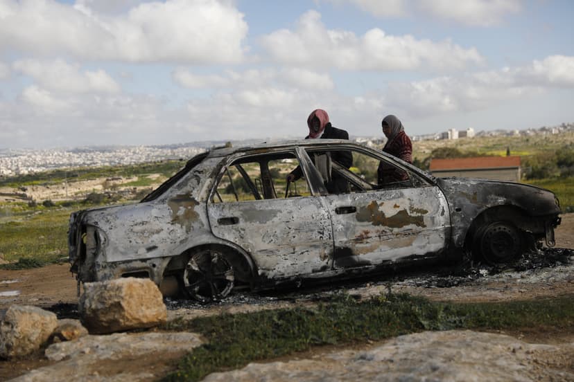 Man critically hurt in illegal Israeli settlers' attack in West Bank