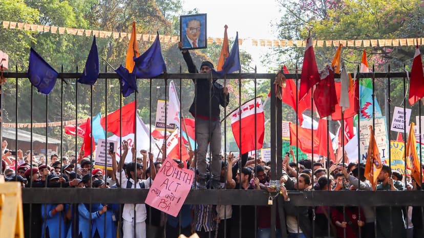 JNU students clash with police during march, 51 detained