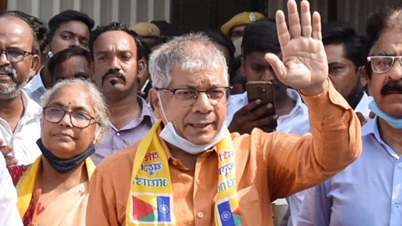 ‘National sovereignty at stake’: Prakash Ambedkar invites Rahul Gandhi, non-BJP parties to join March 2 VBA march against Indo-US Trade Deal