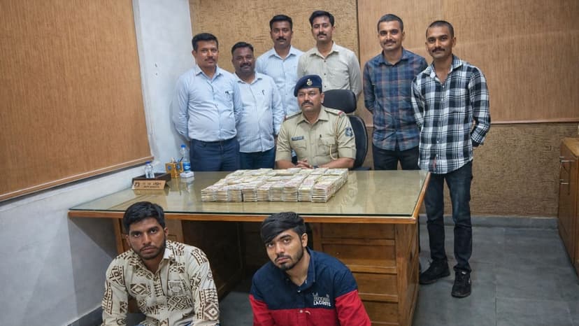 Two Arrested, Rs 89 Lakh in Demonetised Notes Seized in India