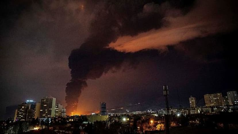 West Asia conflict: Oil tops $100 a barrel, gas shortage fear grips restaurants, tiles industry