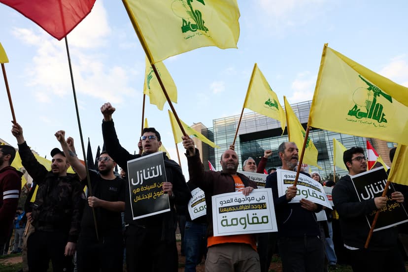 Hezbollah Considers Staying Out of War if Iran Attack is Limited