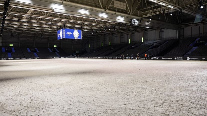 Equestrian | Horse show returns to Messukeskus: concrete floor to be covered with rubber mats and 2,000 tons of fiber sand
