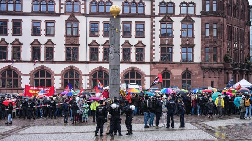 Power Struggle in AfD North Rhine-Westphalia Amid Höcke's Appearance